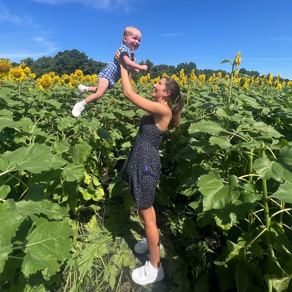 Meet your Posher, Jamie - wife and stay at home mom living in Charleston, SC. - Picture 2 of 2